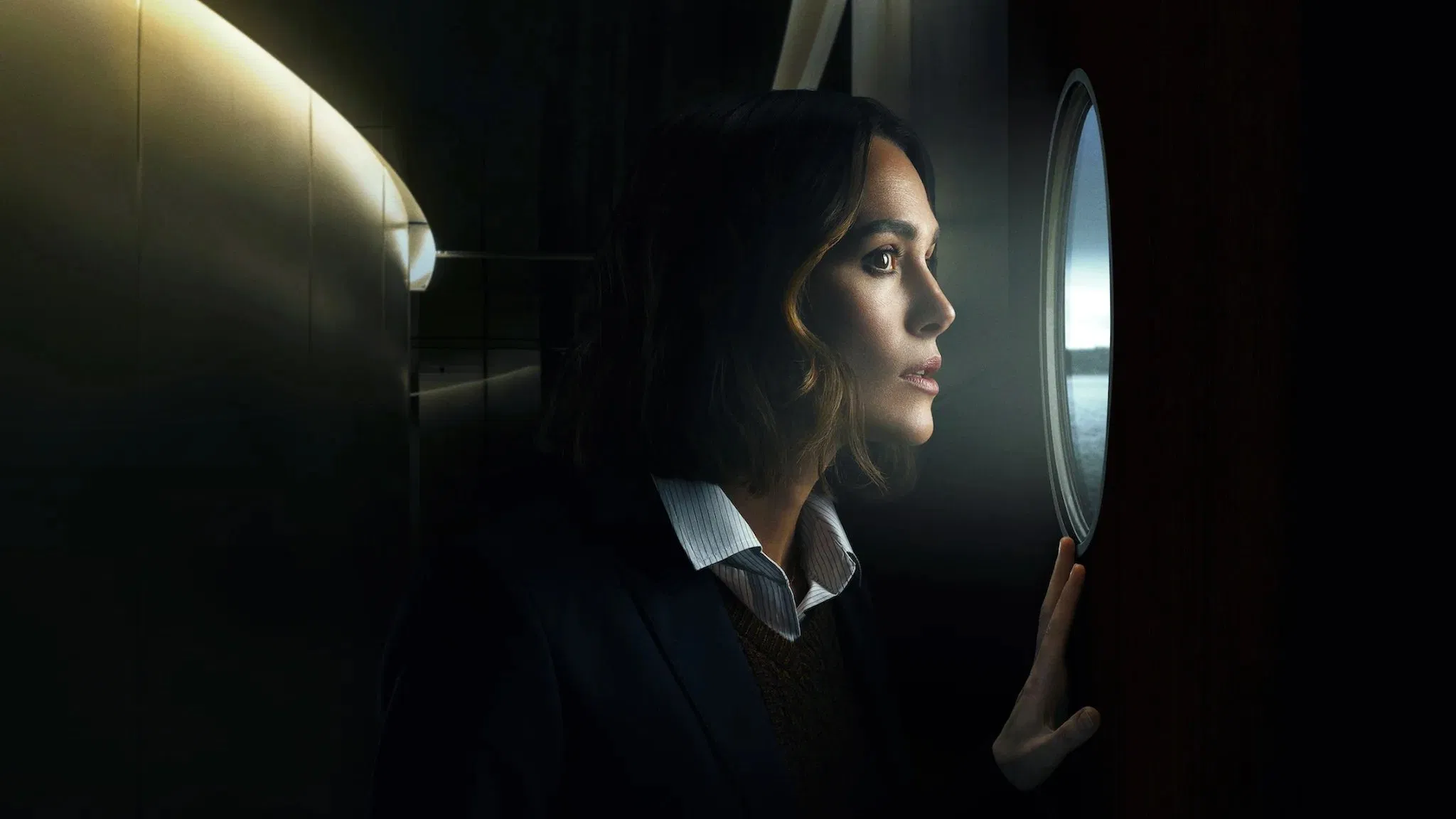 Девушка из каюты №10